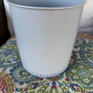 Planetary Design Coffee Canister in light gray (Kilo size)